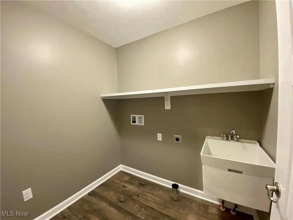 Unit 9 Meadow Trail # 9, Hartville, Ohio,MLS Now Listing ID