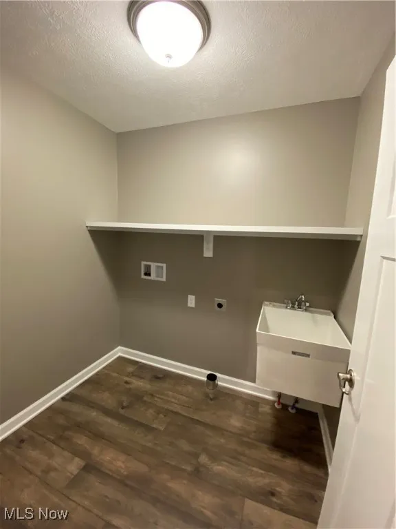 Unit 9 Meadow Trail # 9, Hartville, Ohio,MLS Now Listing ID