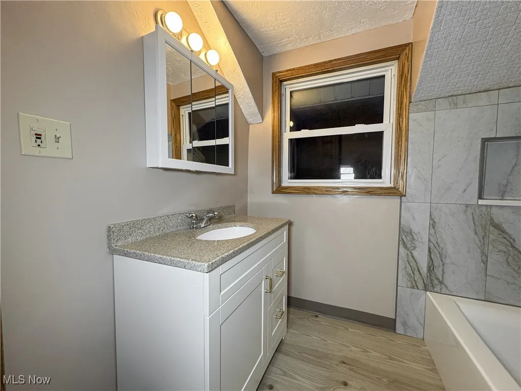 697 Perkinswood Boulevard, Warren, Ohio,MLS Now Listing ID