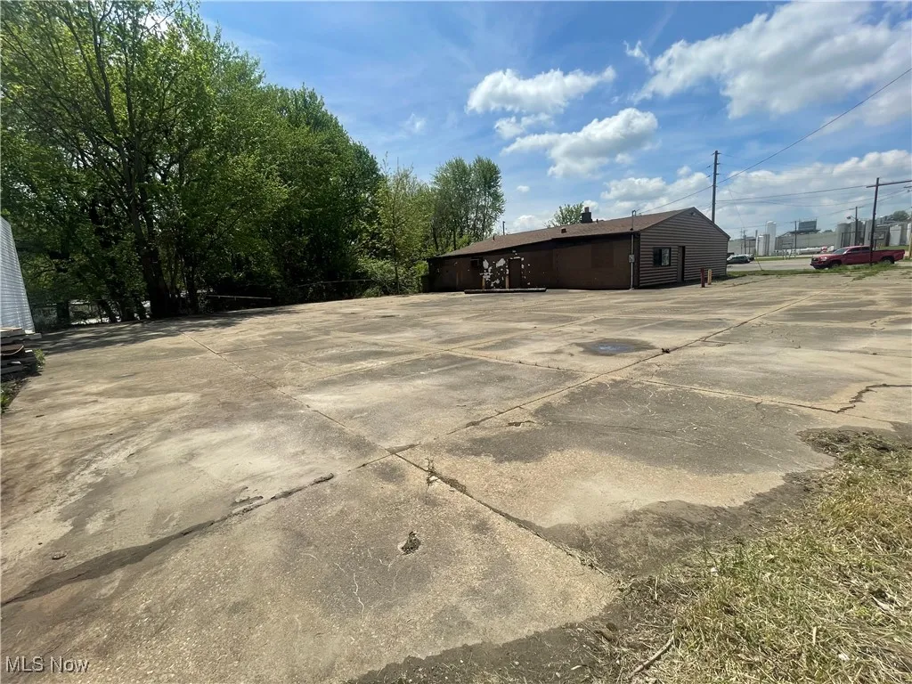 Navarre Road, Canton, Ohio 44706,MLS Now Listing ID