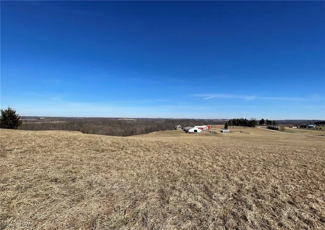 View of yard featuring a rural view