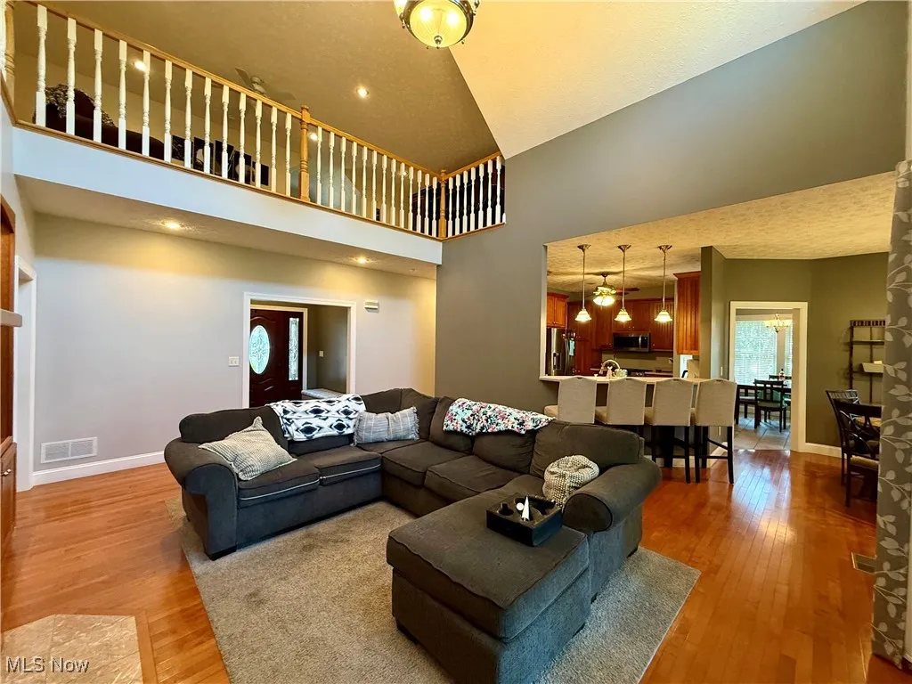 Wonderful great room.
