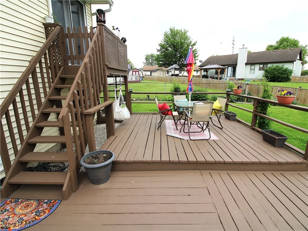 Rear Deck