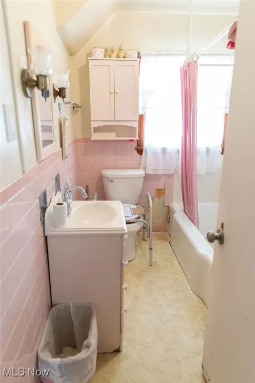 2525 Eldersville Road, Follansbee, West Virginia,MLS Now Listing ID