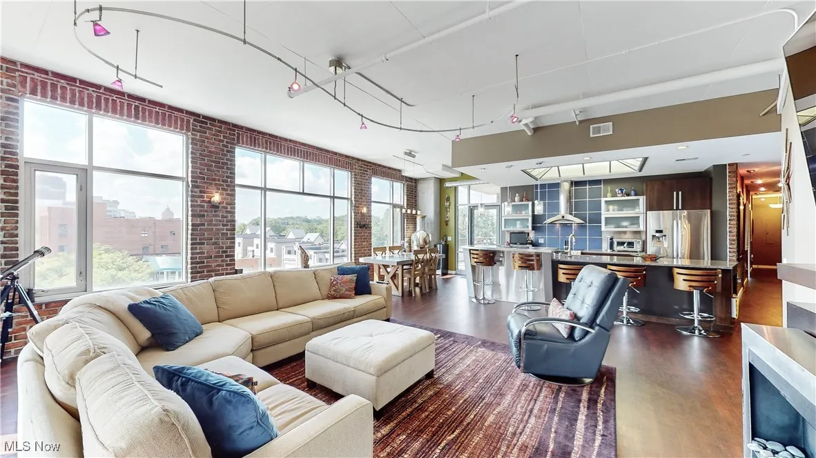 21 Furnace Street # 705, Akron, Ohio,MLS Now Listing ID