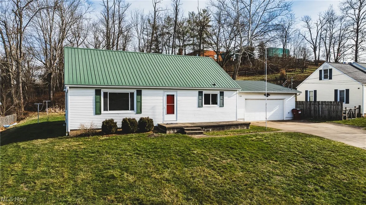 1126 Colegate Drive, Marietta, Ohio,MLS Now Listing ID
