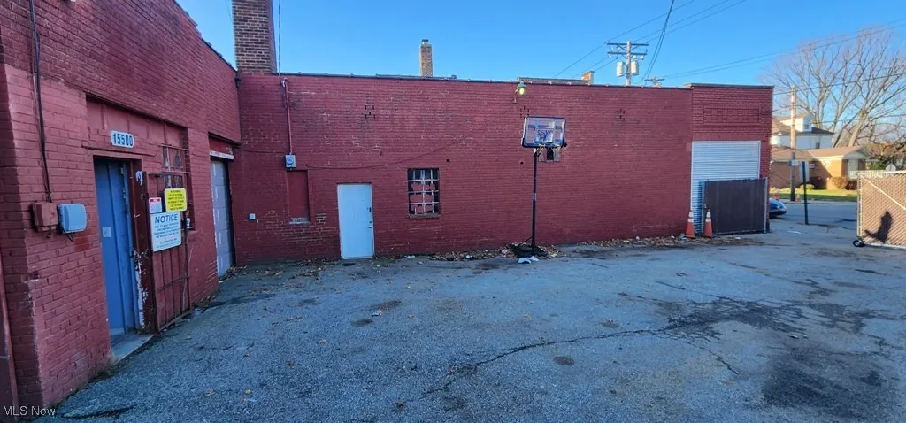 View of side of property