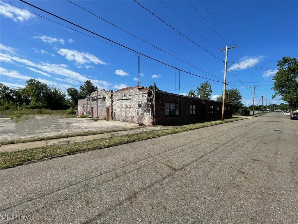 2318 13th Street, Canton, Ohio 44705,MLS Now Listing ID