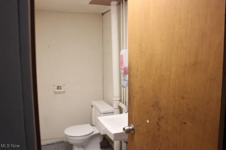 restroom 1