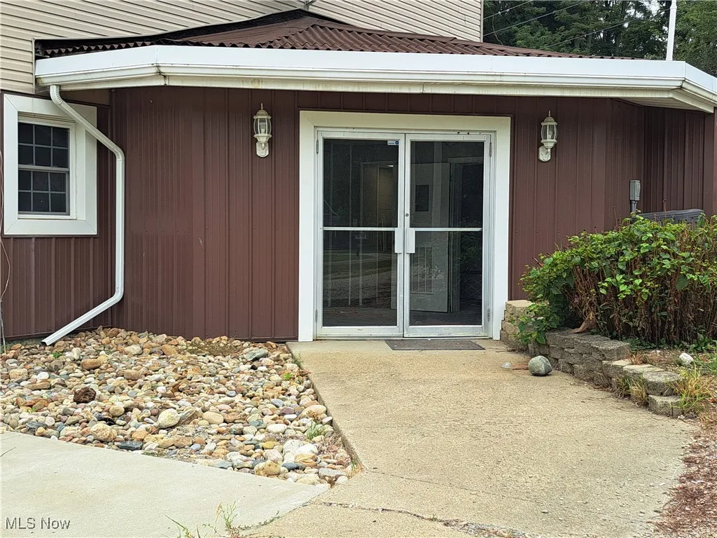 Entrance to property