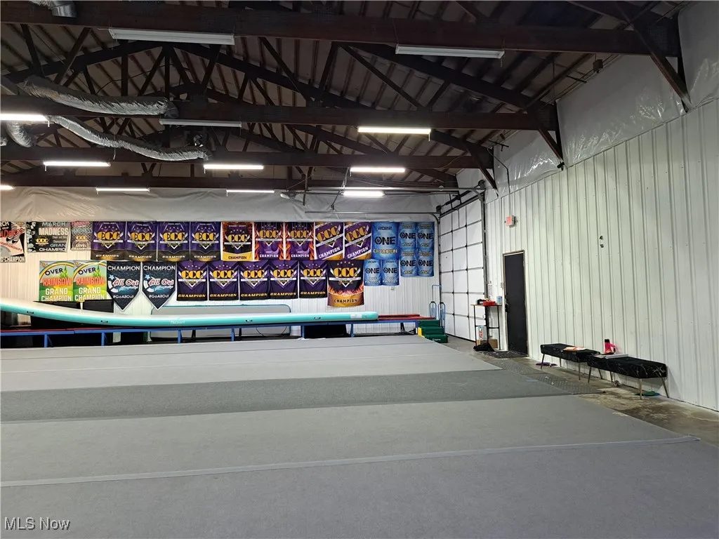 Warehouse/gym/fitness/dance center