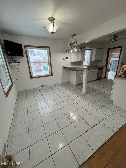 4465 E Frontenac Drive, Warrensville Heights, Ohio,MLS Now Listing ID