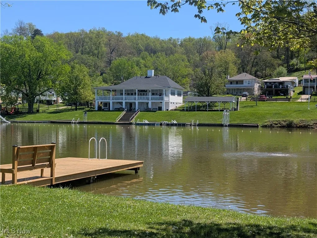MAPLE LAKE CLUBHOUSE