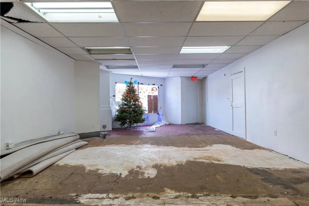Spare room with a drop ceiling