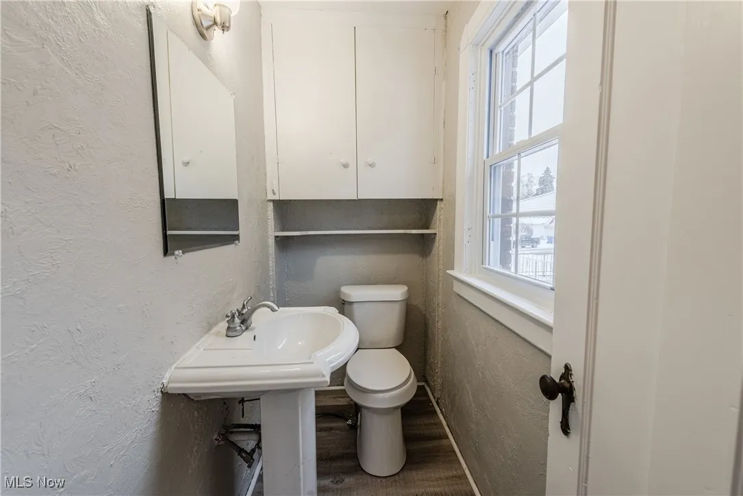 1st Floor half bath
