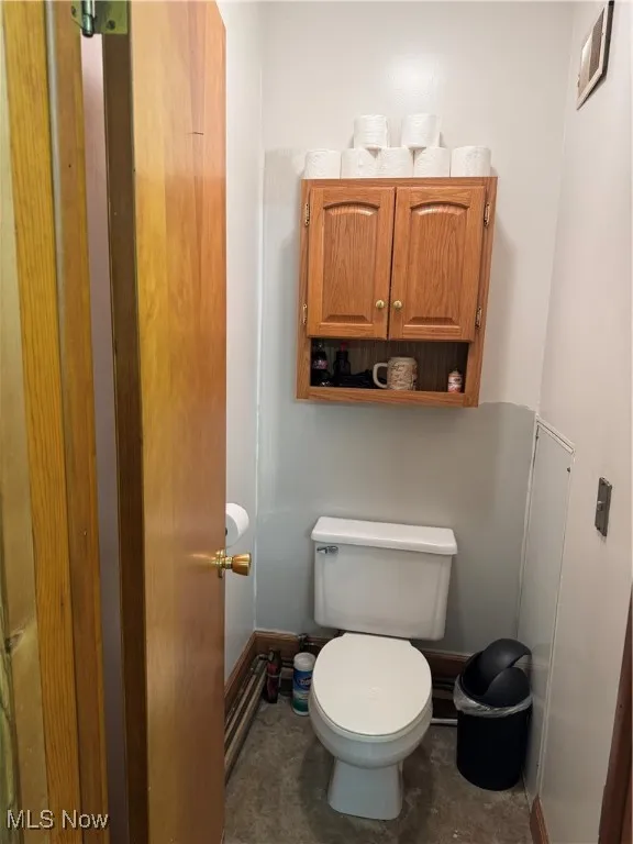 water closet in second garage