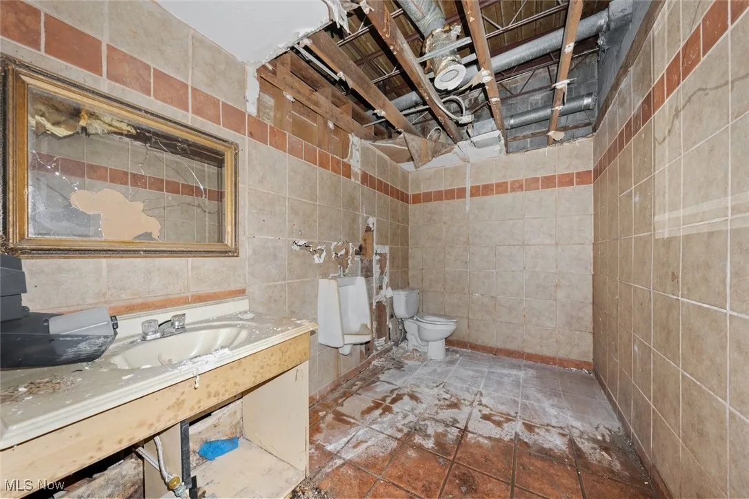 5222 Ridge Road, Parma, Ohio,MLS Now Listing ID