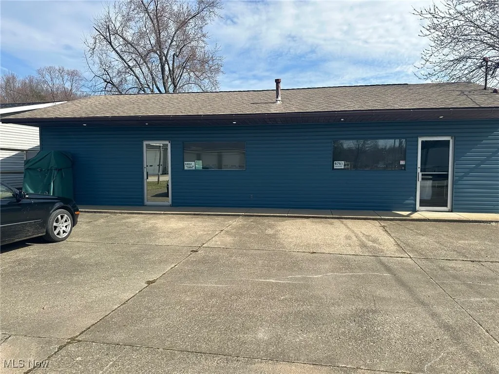 View of front facade with a patio