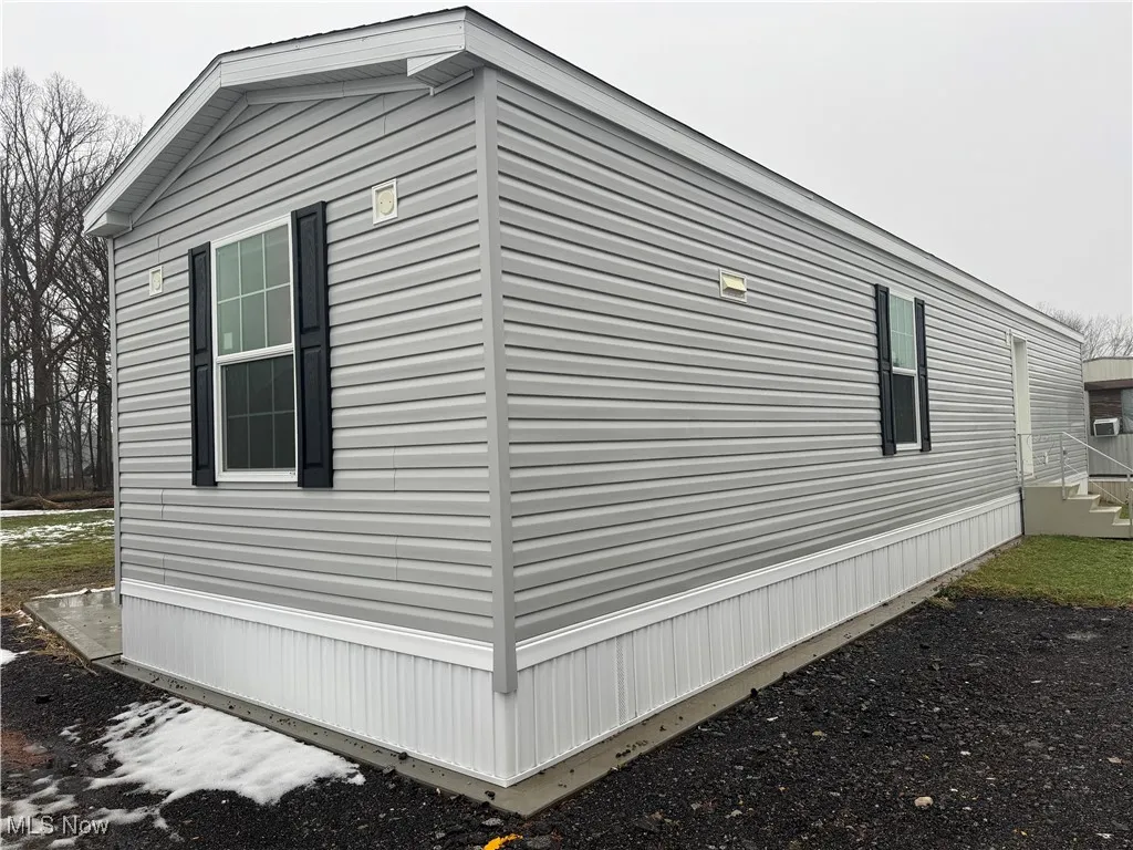 View of side of home