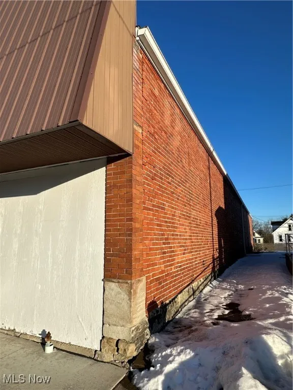 View of property exterior