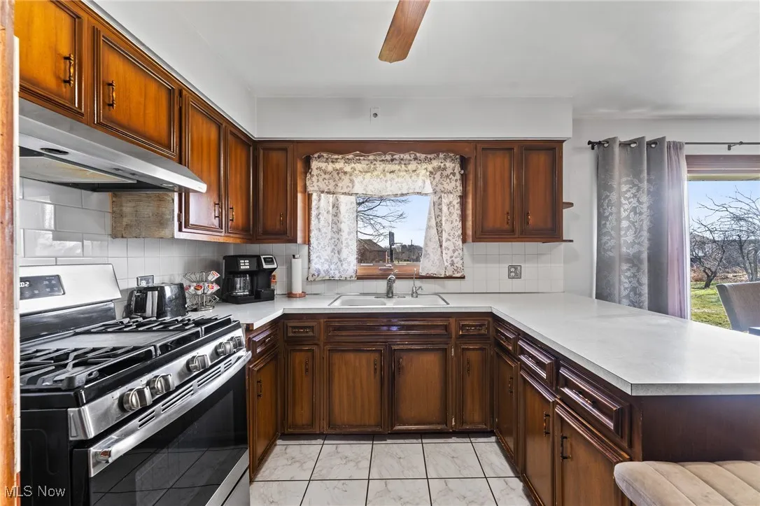554 Neoka Drive, Campbell, Ohio,MLS Now Listing ID