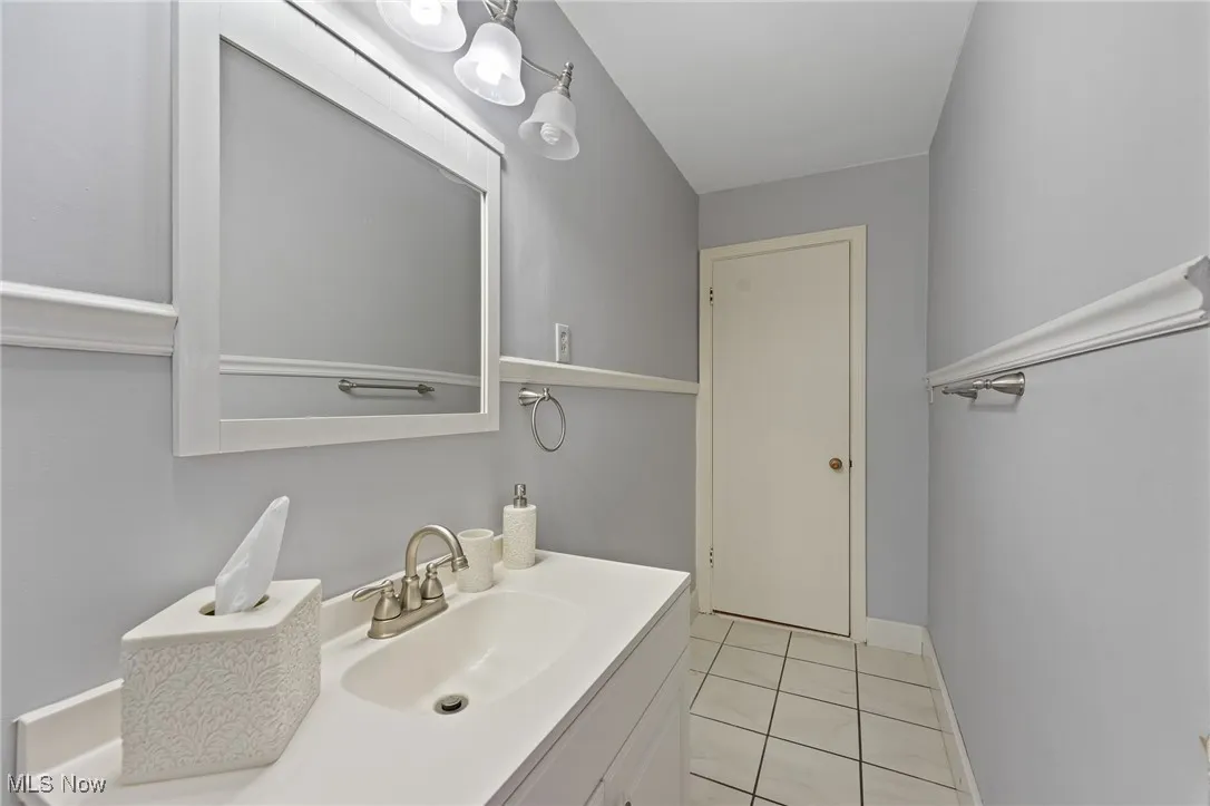 554 Neoka Drive, Campbell, Ohio,MLS Now Listing ID