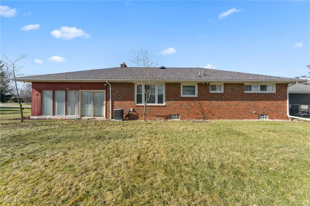 554 Neoka Drive, Campbell, Ohio,MLS Now Listing ID