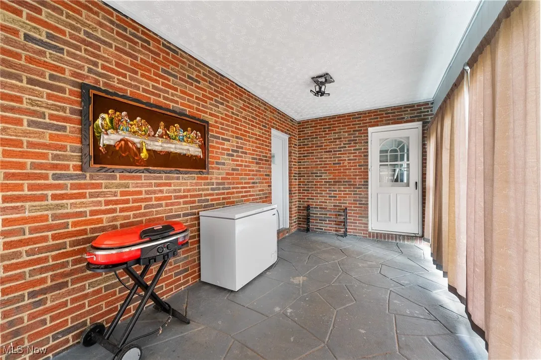 554 Neoka Drive, Campbell, Ohio,MLS Now Listing ID