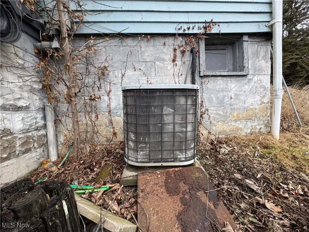 Details featuring central air condition unit