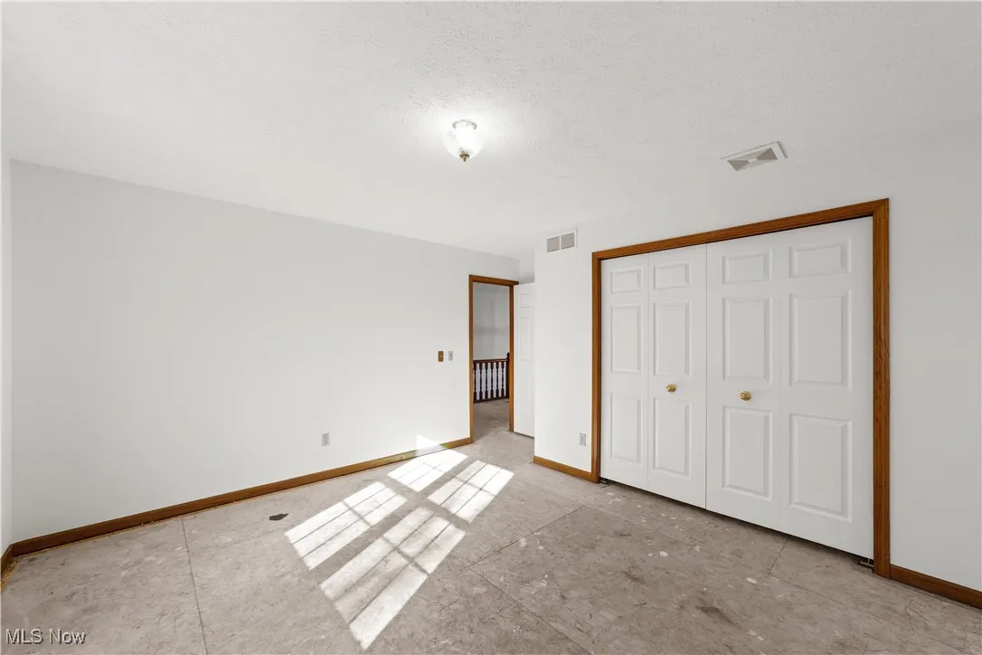 2nd floor bedroom