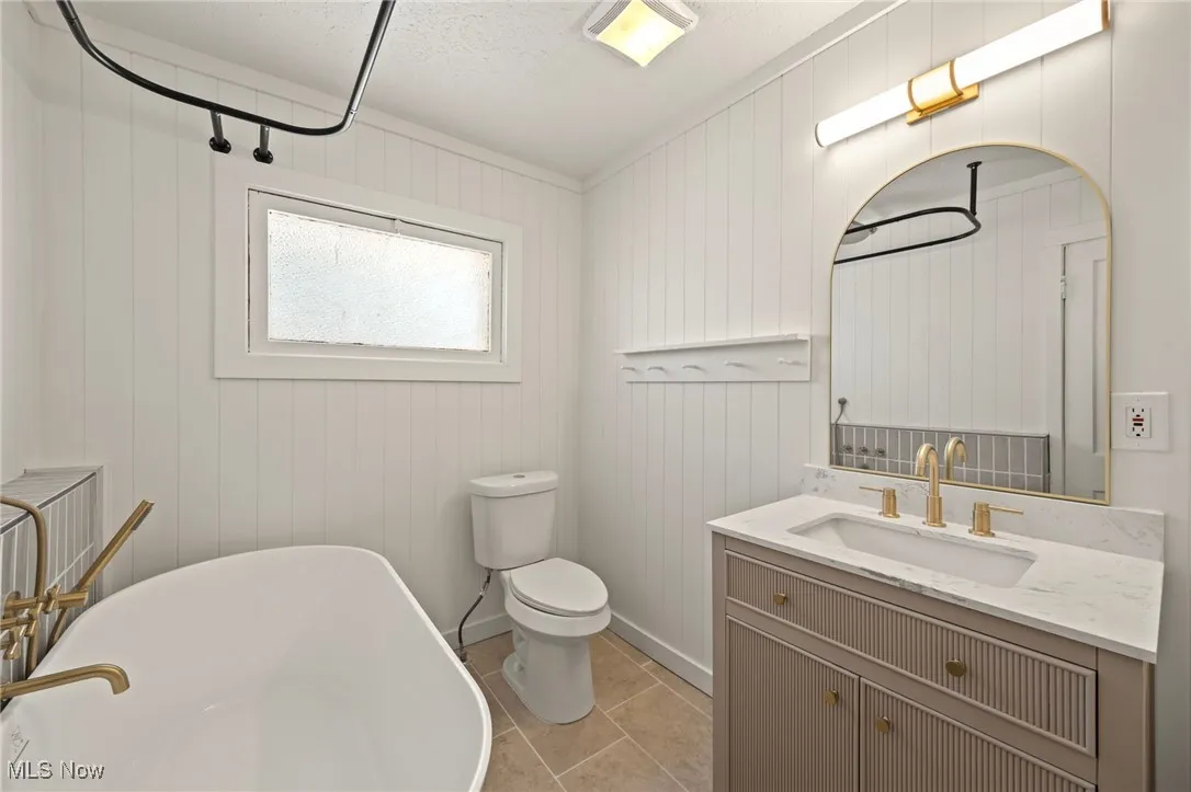 1061 Greyton Road, Cleveland Heights, Ohio 44112,MLS Now Listing ID