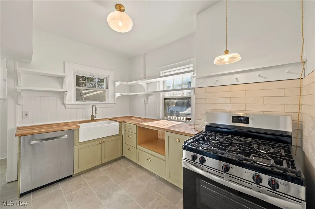 1061 Greyton Road, Cleveland Heights, Ohio 44112,MLS Now Listing ID
