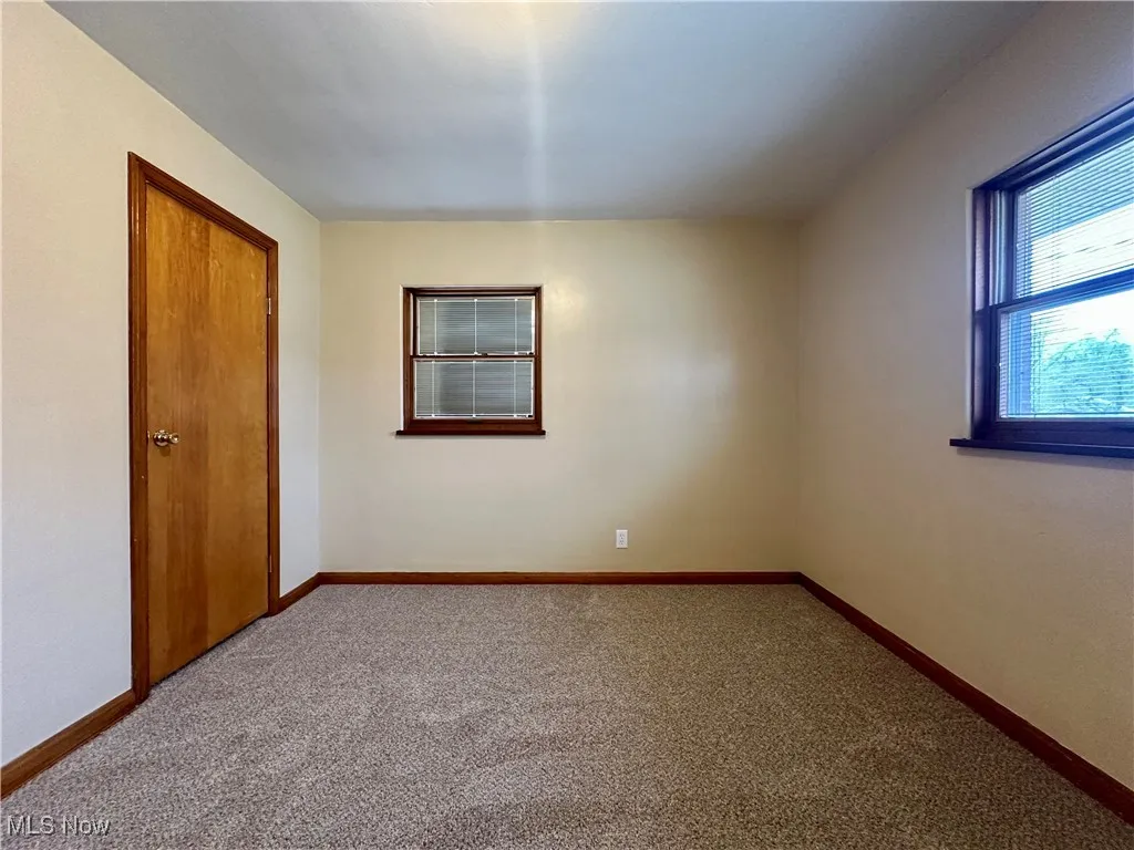 330 Mansell Drive, Youngstown, Ohio,MLS Now Listing ID