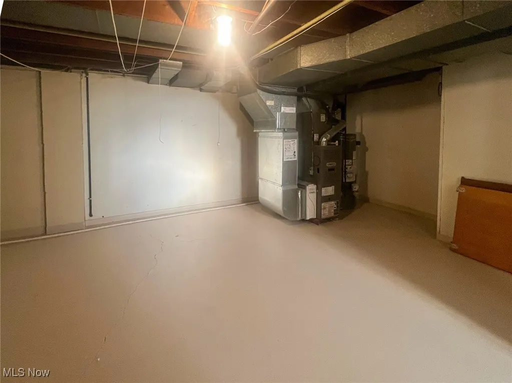 330 Mansell Drive, Youngstown, Ohio,MLS Now Listing ID