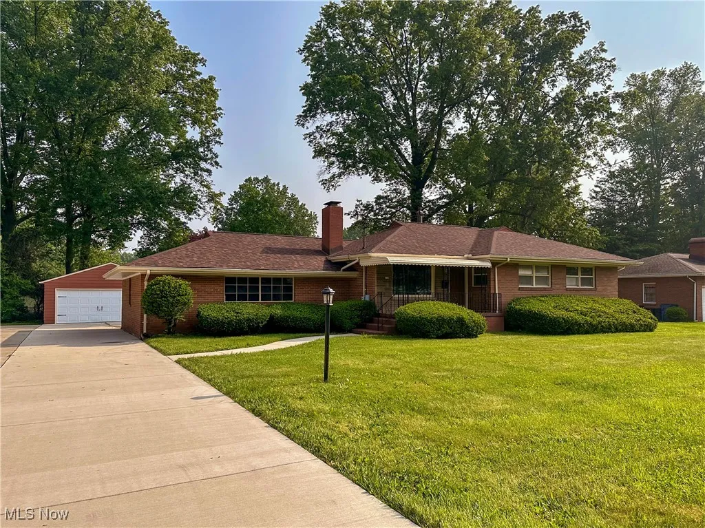 330 Mansell Drive, Youngstown, Ohio,MLS Now Listing ID