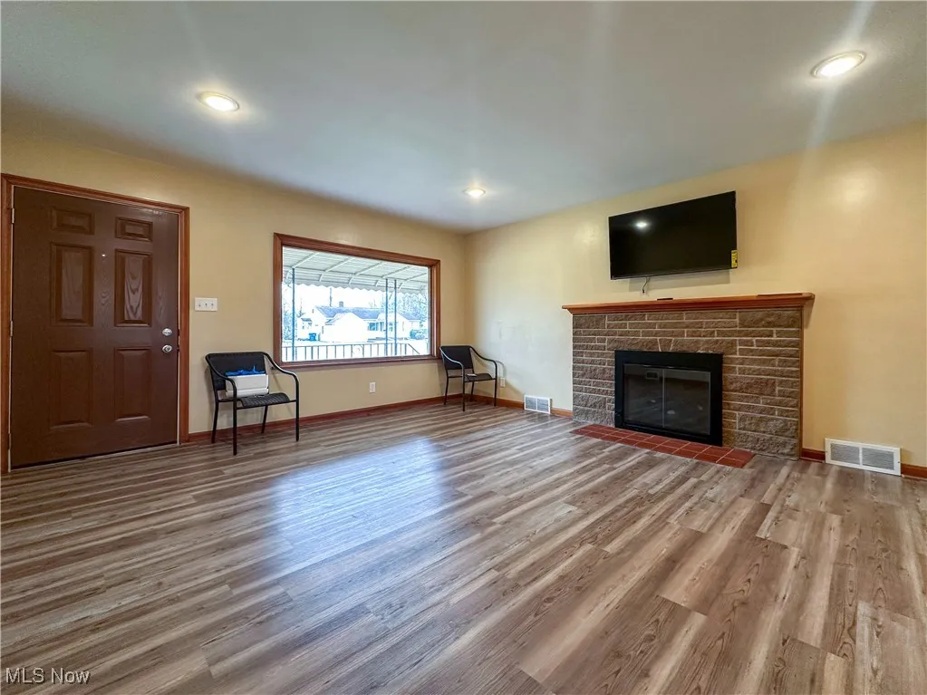 330 Mansell Drive, Youngstown, Ohio,MLS Now Listing ID