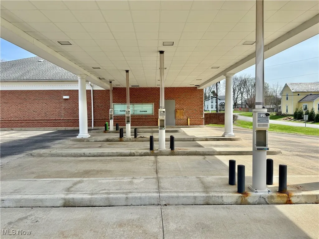 Close-Up of the Drive-Through