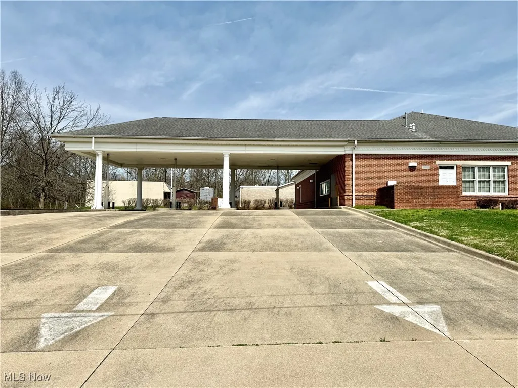 Another view of the back of the bank, leaving the Drive-Through