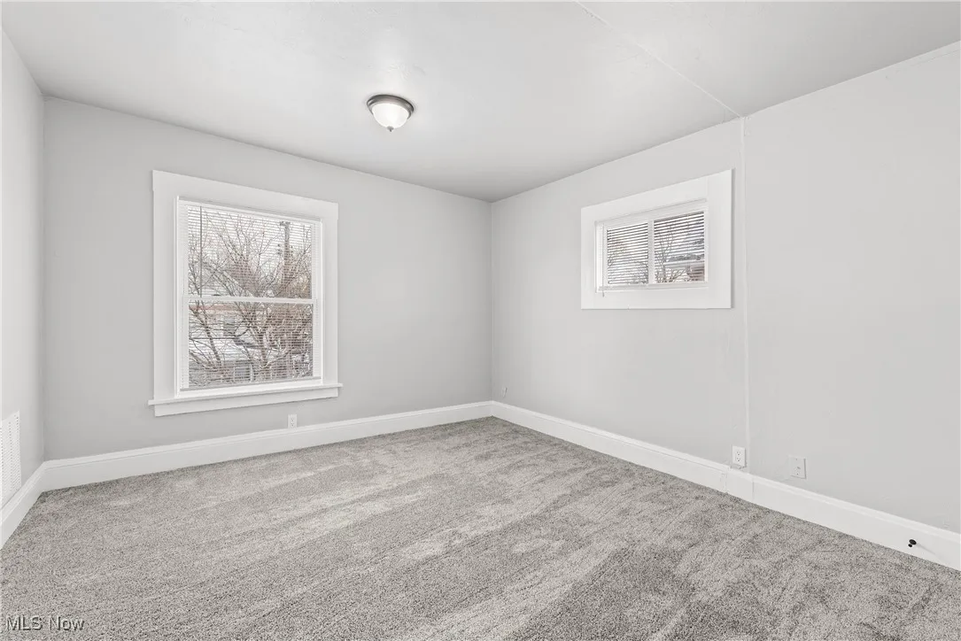 Spare room with carpet flooring