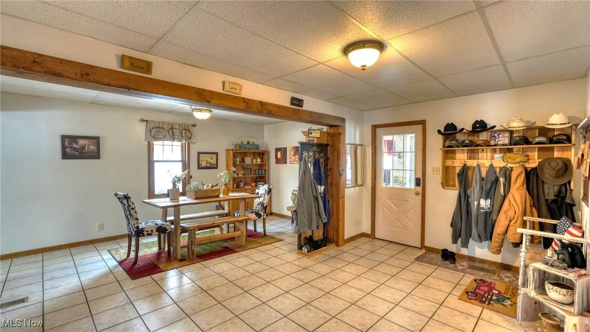 view of entry & dining area