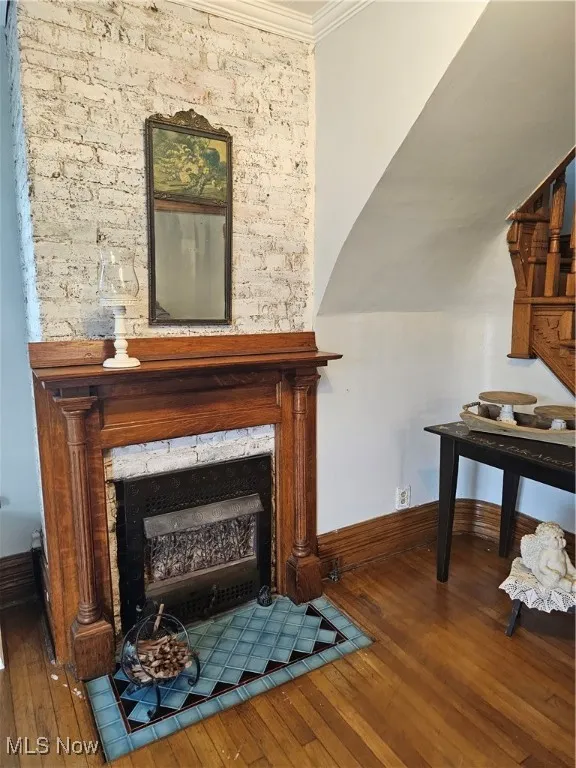 Entry foyer with decorative mantle
