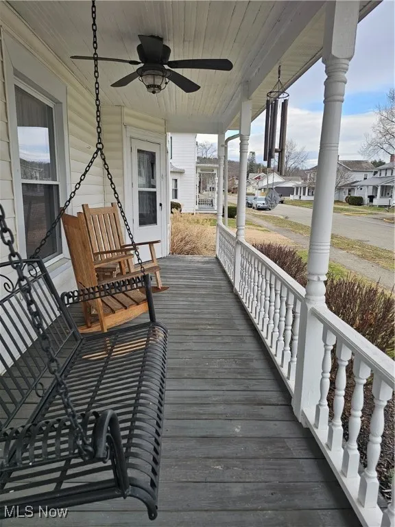 Side porch