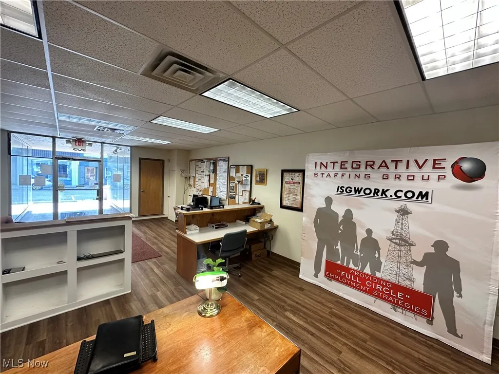 Reception area with a drop ceiling