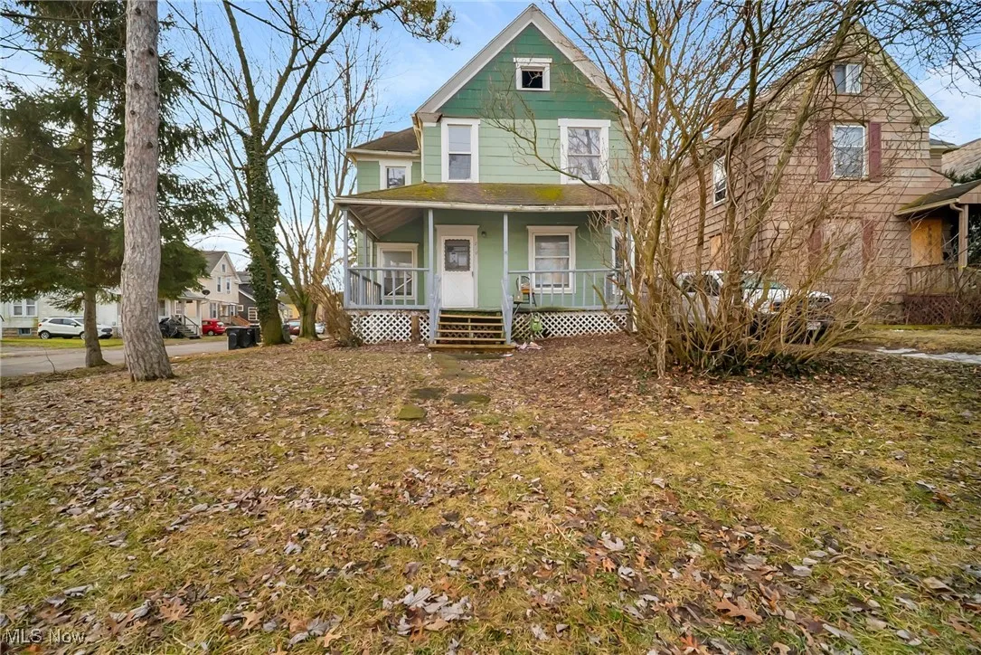 View of front of home with covered porch