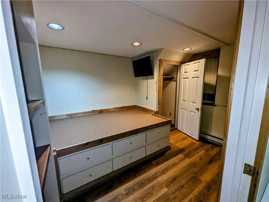 Lower level bedroom 2
