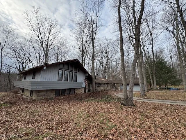 View of side of home