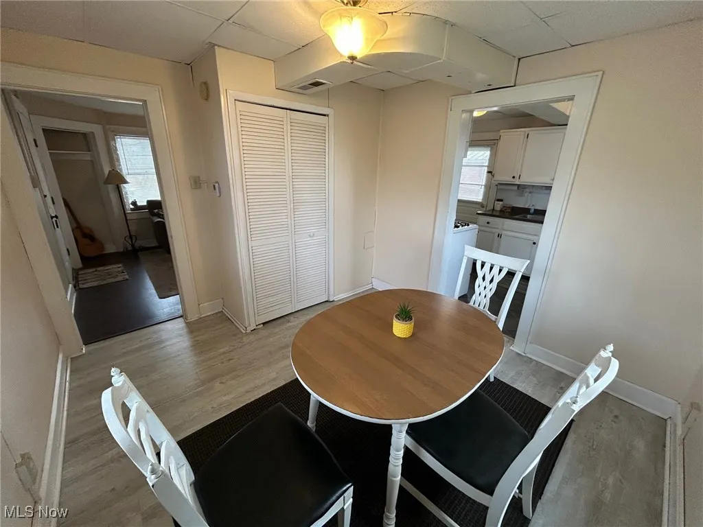 Guest House Dining