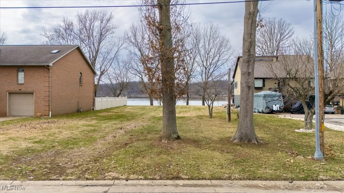 11 & 27 Anns Drive, Vienna, West Virginia,MLS Now Listing ID