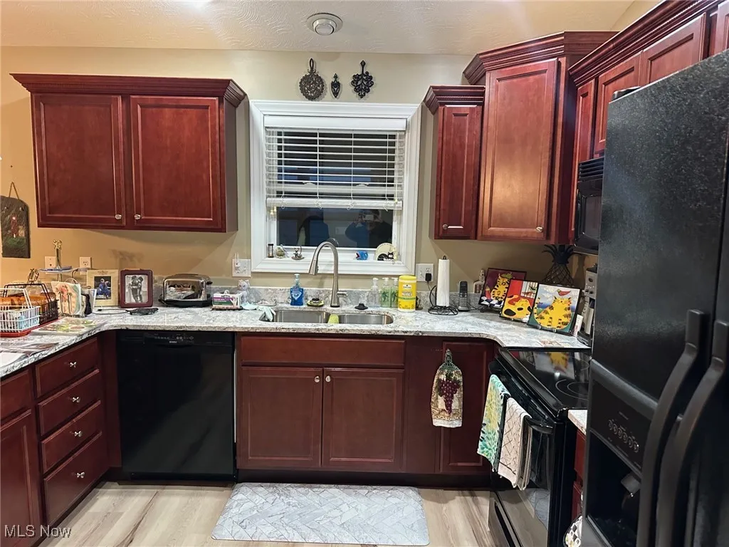 706 Oak Tree Lane, Belpre, Ohio,MLS Now Listing ID