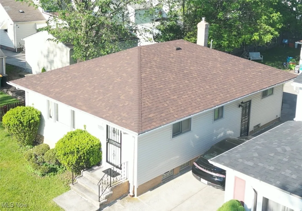 New Roof Installed May 2025